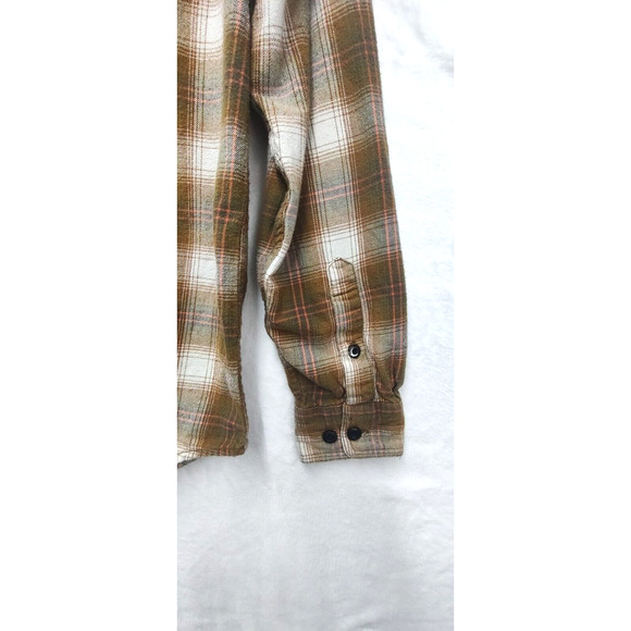 Bone Collector Men's Flannel Size M Shirt Jacket Button Down Long Sleeve - Picture 9 of 10